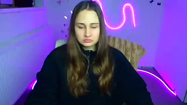 Stefanie Sweet online show from February 2026 06:47:02 AM