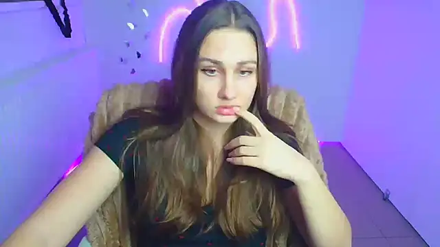 Stefanie Sweet online show from February 2026 12:34:02 PM