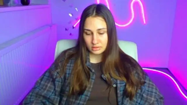 Stefanie Sweet online show from April 2026 05:46:01 AM