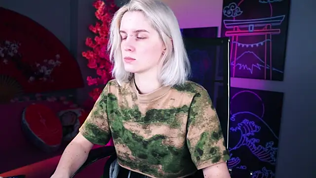 BethanyCloud online show from April 2026 05:25:01 AM