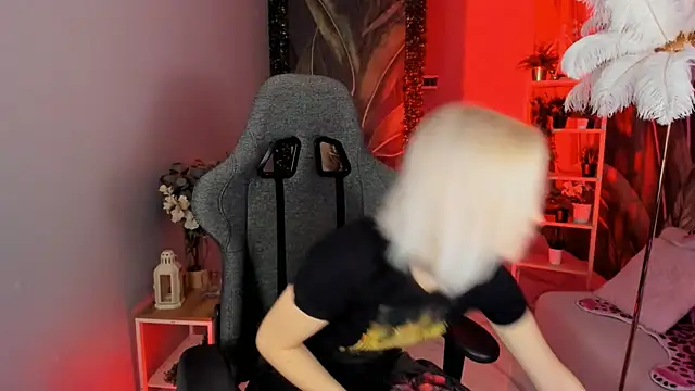 BethanyCloud online show from April 2026 05:19:02 AM