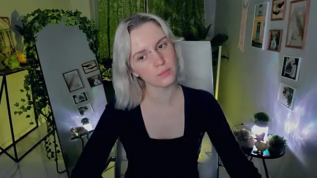 Snapshot of BethanyCloud chatting on June 2026 02:13:02 AM BethanyCloud online show from June 2026 02:13:02 AM