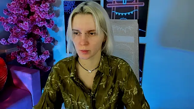 BethanyCloud online show from December 2025 05:45:01 AM