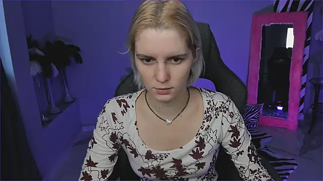 BethanyCloud online show from November 2025 05:52:02 AM