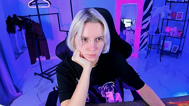 BethanyCloud online show from October 2025 05:29:02 AM