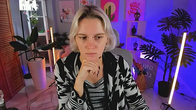 BethanyCloud online show from October 2025 05:28:01 AM