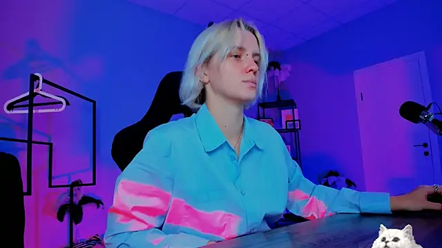 BethanyCloud online show from October 2025 05:29:01 AM