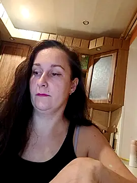 Amandda  online show from October 2025 05:06:01 PM