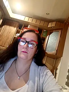 Amandda  online show from October 2025 04:39:01 PM