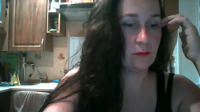 Amandda  online show from September 2025 05:57:02 PM