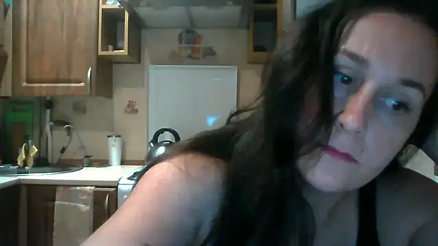 Amandda  online show from September 2025 06:40:01 PM