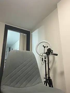 Rosieredxox online show from February 2026 06:30:01 PM