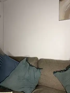 Rosieredxox online show from November 2025 07:29:01 PM