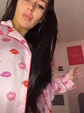 Rosieredxox online show from February 2026 07:05:01 AM