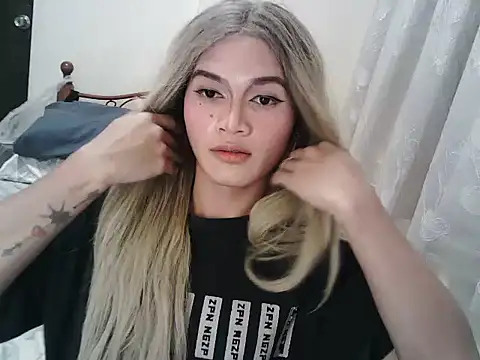 Taylor smith 0 online show from October 2025 12:50:02 PM