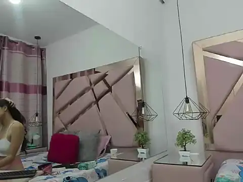 MiaCours online show from September 2025 06:51:01 PM