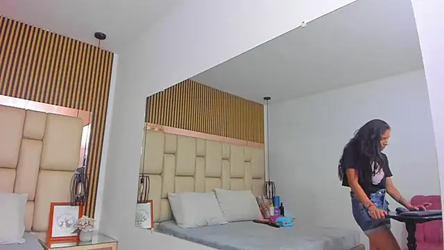 MiaCours online show from October 2025 01:56:02 PM