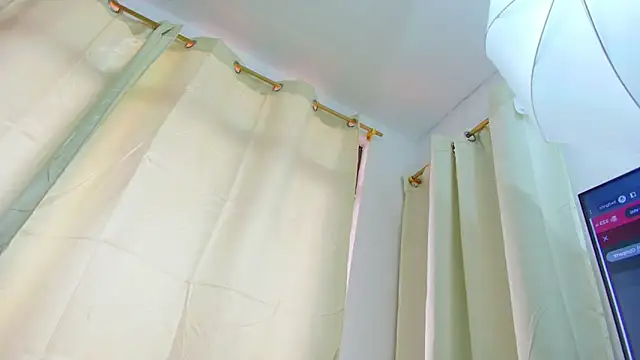 MiaCours online show from October 2025 01:10:02 PM