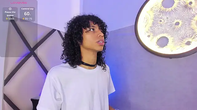 venus-03 online show from December 2025 03:29:02 AM