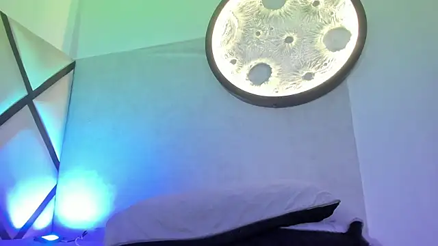 venus-03 online show from November 2025 03:57:02 PM