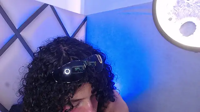 venus-03 online show from February 2026 03:59:01 AM