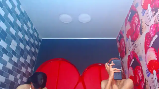 Snapshot of julessxcharlotte chatting on November 2025 02:28:02 PM julessxcharlotte online show from November 2025 02:28:02 PM