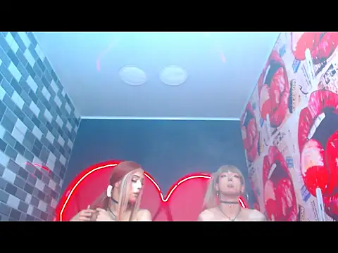 julessxcharlotte online show from September 2025 02:01:02 PM