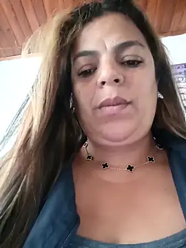 Mia-Glow online show from February 2026 01:08:01 PM