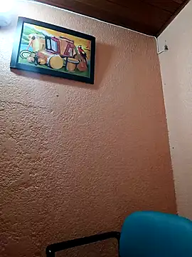 Mia-Glow online show from October 2025 11:55:02 AM