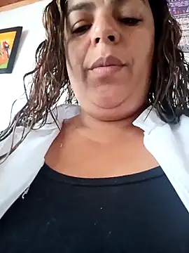 Mia-Glow online show from March 2026 01:34:02 PM