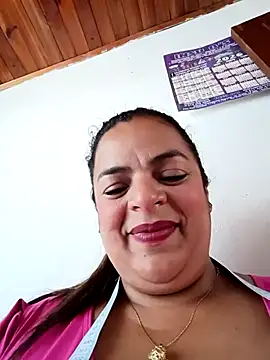 Mia-Glow online show from March 2026 06:57:01 PM