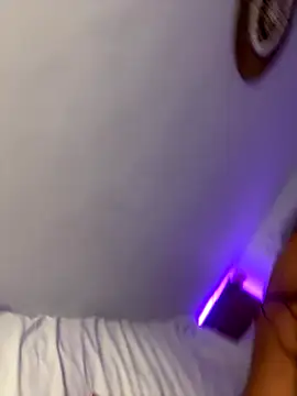 sarahsparkles20 online show from September 2025 11:47:01 PM