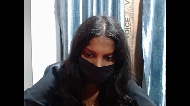 Snapshot of _kamyaa09 chatting on May 2026 05:49:01 PM kamyaa09 online show from May 2026 05:49:01 PM