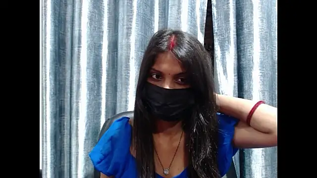 Snapshot of _kamyaa09 chatting on May 2026 02:34:02 PM kamyaa09 online show from May 2026 02:34:02 PM