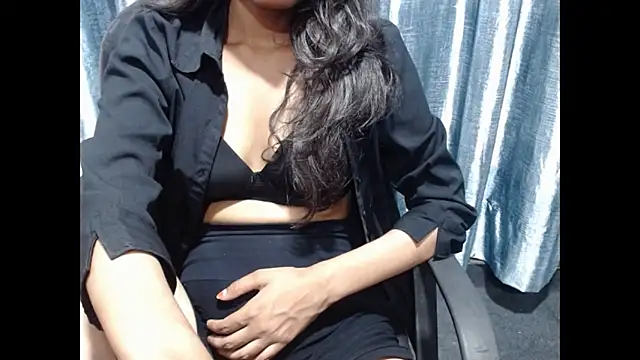 Snapshot of _kamyaa09 chatting on April 2026 10:00:01 AM kamyaa09 online show from April 2026 10:00:01 AM