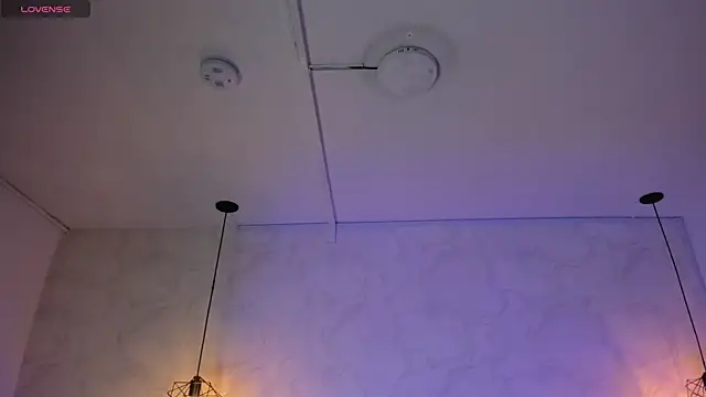 PAULETEJOHNSON online show from May 2026 03:02:01 AM