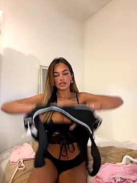LaceyMayxox online show from September 2025 05:40:02 PM