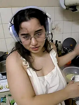 DannaBakes online show from April 2026 10:47:02 PM