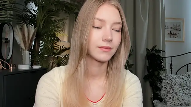 Snapshot of ChinBonnell chatting on September 2025 05:41:01 AM ChinBonnell online show from September 2025 05:41:01 AM