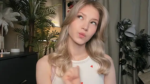 ChinBonnell online show from April 2026 05:44:01 AM