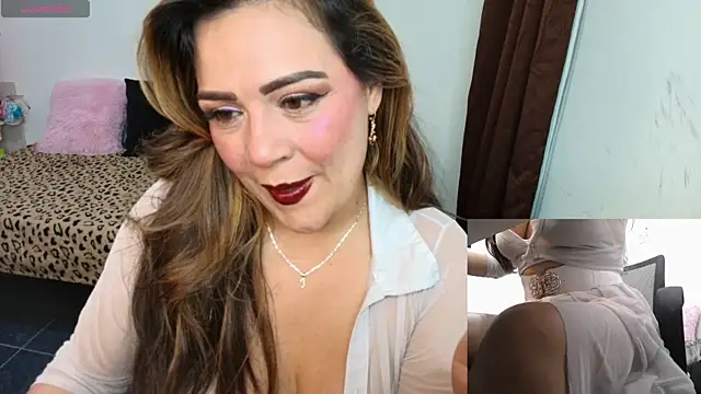 Paulina-Becerraa online show from April 2026 04:37:02 AM