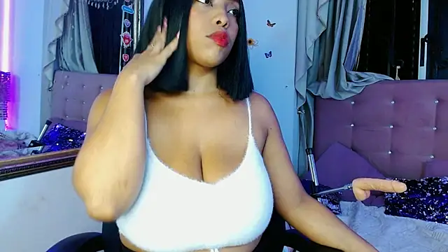 Saori Evans online show from October 2025 02:12:02 AM
