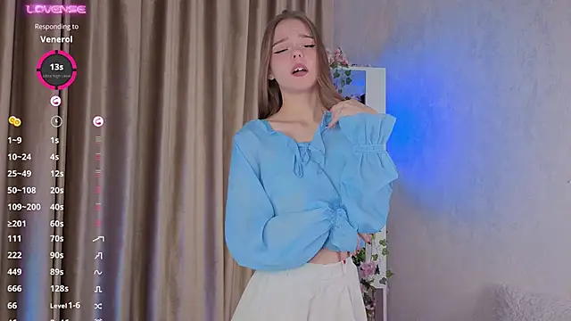 WeiSusi online show from November 2025 04:11:01 PM