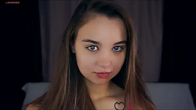 Snapshot of KayleenCurtis chatting on November 2025 05:25:01 AM KayleenCurtis online show from November 2025 05:25:01 AM