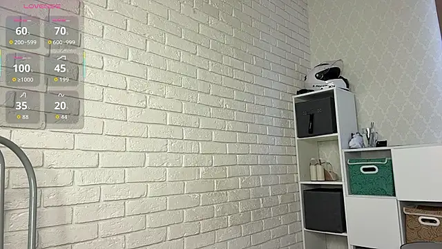 Snapshot of KayleenCurtis chatting on February 2026 06:40:02 AM KayleenCurtis online show from February 2026 06:40:02 AM