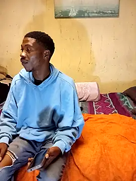 KruellaR1de3 online show from February 2026 09:22:02 PM