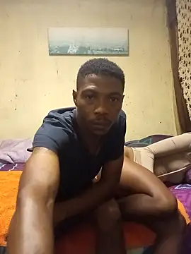 KruellaR1de3 online show from February 2026 12:02:02 AM