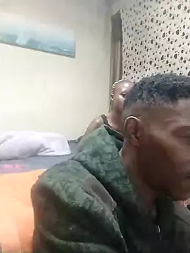 KruellaR1de3 online show from February 2026 12:10:02 AM