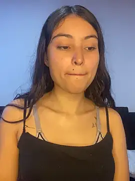 hotwife26 online show from November 2025 07:41:02 PM