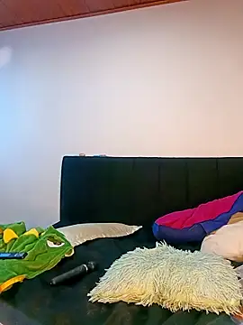 hotwife26 online show from December 2025 03:11:01 PM